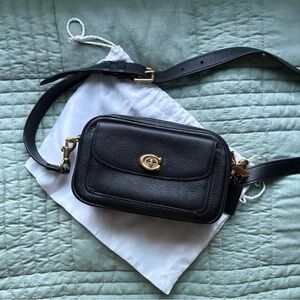 Coach Willow Camera Bag